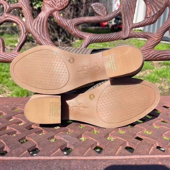 Jessica Simpson Vegan Leather Cut Out Ankle Strap Block Heel Shoes - Picture 8 of 9